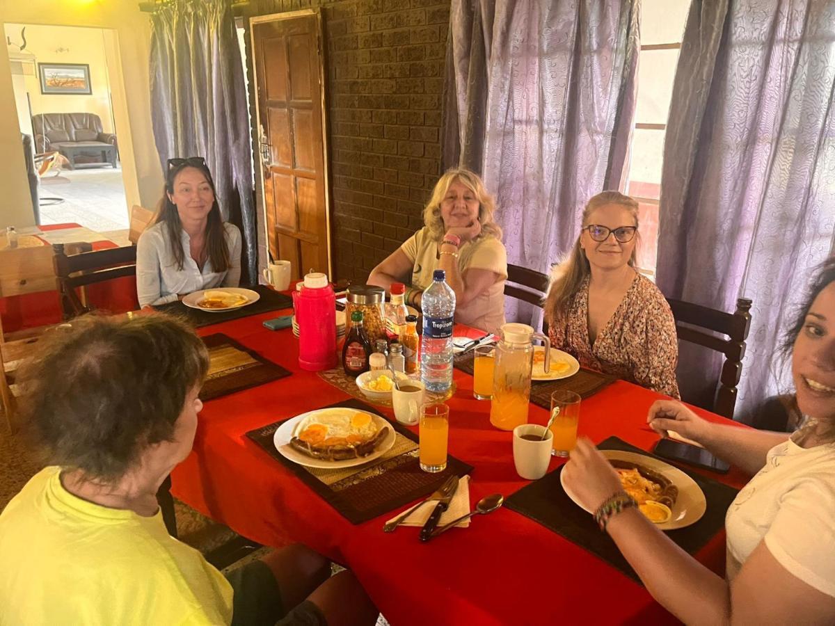 Bambi Lodge Grootfontein 외부 사진