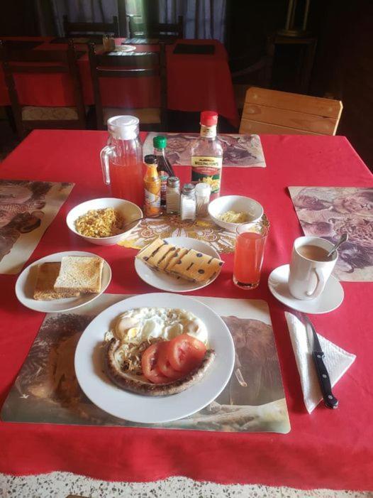 Bambi Lodge Grootfontein 외부 사진