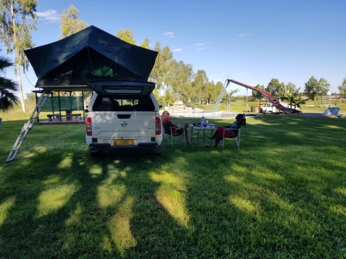 Bambi Lodge Grootfontein 외부 사진