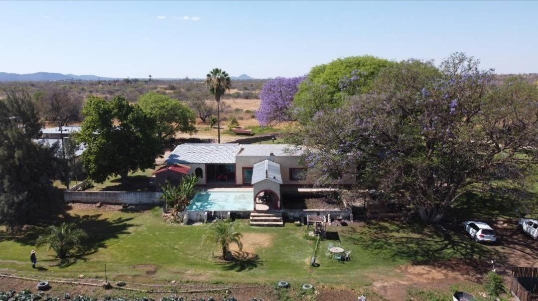 Bambi Lodge Grootfontein 외부 사진