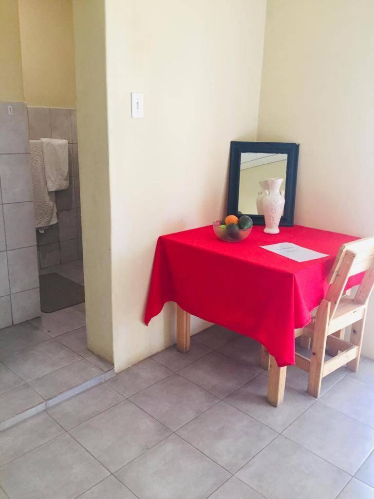 Bambi Lodge Grootfontein 외부 사진